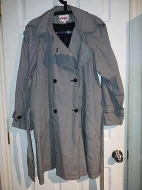 Women's Black & White Pizazz Trench Coat